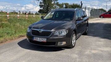 Skoda Superb II Kombi 2.0 TDI CR DPF 170KM 2010 Skoda Superb Raty 2.0 TDI170KM DSG Skora pamiec fotela Pdc el klapa 2.0, zdjęcie 4