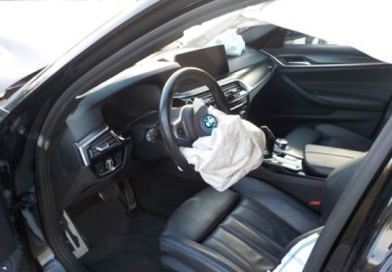 BMW Seria 5 G30-G31 2022 BMW Seria 5 Plug-in Okazja 2.0 Hybryda Plug-in 190KM, zdjęcie 22