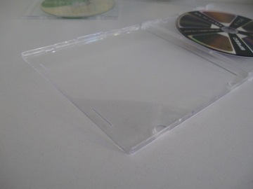 Pudełka CD x 1 SLIM na płyty bezbarwne 100 szt