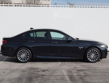 BMW Seria 5 F10-F11 Limuzyna Facelifting 525d 218KM 2014 BMW 5 525d xDrive, Salon Polska, Serwis ASO, zdjęcie 5