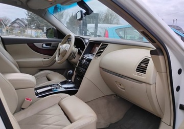 Infiniti FX II Crossover 3.0d V6 238KM 2011 Infiniti FX 2011r, 3.0 Diesel 4x4. AUTOMAT. Jezdzi. 3.0 Diesel 238KM, zdjęcie 7