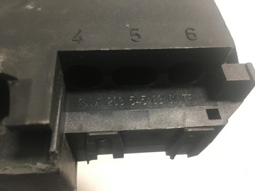 KLIKA POJISTKA MERCEDES W203 A2035450301