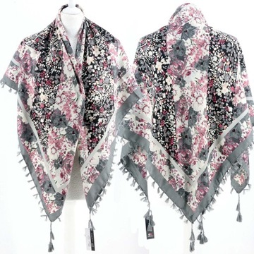 NORWESKA WZORZYSTA CHUSTA NA RAMIONA FRĘDZLE