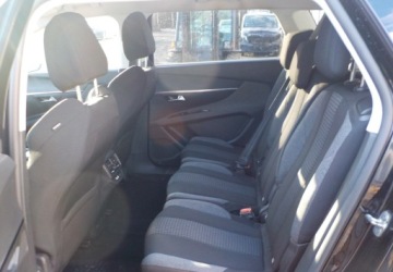 Peugeot 5008 II Crossover 1.5 BlueHDI 130KM 2020 Peugeot 5008 Okazja 1.5 Diesel 131KM, zdjęcie 16