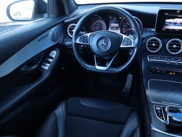 Mercedes GLC C253 SUV AMG 3.0 AMG 43 367KM 2017 Mercedes GLC GLC 43 AMG, Salon Polska, Serwis ASO, zdjęcie 6