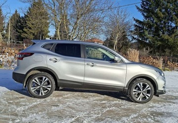 Nissan Qashqai II Crossover 1.6 DIG-T 163KM 2017 Nissan Qashqai Nissan Qashqai 1.6 DIG-T N-Connecta 1.6 Benzyna 163KM, zdjęcie 5