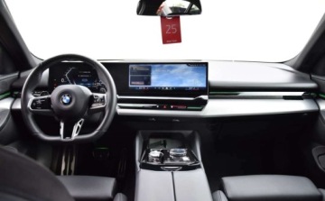 BMW Seria 5 G90-91 2023 BMW Seria 5 520i 190km M Pakiet Brooklyn Salon PL VAT23 Dostepny od reki, zdjęcie 15