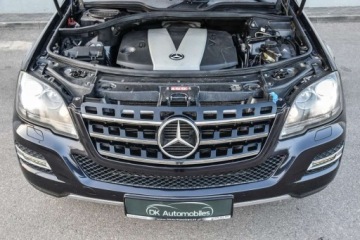 Mercedes Klasa M W164 Off-roader Facelifting 3.0 V6 (300 CDI BlueEFFICIENCY) 204KM 2011 Mercedes-Benz ML MERCEDES ML 300 CDI 4-MATIC GRAND-EDITION Xenon Skory Gwa, zdjęcie 37