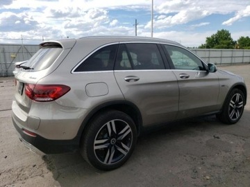 Mercedes GLC C253 2020 Mercedes-Benz GLC 350e, 2020r., 4x4, 2.0L 2.0 Benzyna 315KM, zdjęcie 2