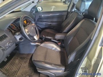 Opel Astra H Hatchback 5d 2.0 turbo ECOTEC 200KM 2004 Opel Astra 2.0Turbo Cosmo Bezwypadkowa 2.0 Benzyna 200KM, zdjęcie 7