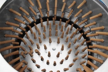 Электрическая машина для ощипывания гусиных перьев 1,3 кВт 230 В 158 пальцев