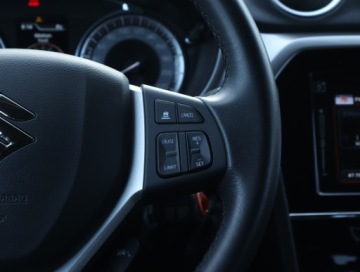 Suzuki Vitara III 2022 Suzuki Vitara 1.4 BoosterJet, Salon Polska, zdjęcie 22