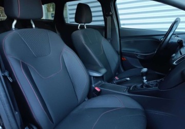 Ford Focus III Kombi Facelifting 2.0 TDCi 150KM 2016 Ford Focus 2.0 TDCI 150KM ST-Line SalonPL SerwisASO Gwarancja 2.0 Diesel, zdjęcie 23