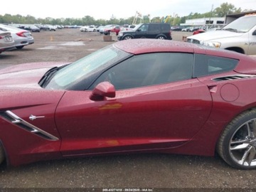 Chevrolet Corvette C7 2016 Chevrolet Corvette Stingray Z51 2016 6.2l 6.2 Benzyna 460KM, zdjęcie 2