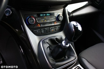 Ford Kuga II SUV Facelifting 2.0 TDCi 150KM 2019 Ford Kuga Ford Kuga 2.0 TDCi AWD Titanium 2.0 Diesel 150KM, zdjęcie 27