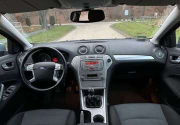 Ford Mondeo IV Sedan 1.8 Duratorq TDCi 125KM 2007 Ford Mondeo Ford Mondeo 1.8 TDCi Titanium 1.8 Diesel 125KM, zdjęcie 6