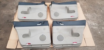 ОБИВКА БОКОВОЙ ДВЕРИ ESPACE 4 LIFT ЗАДНЯЯ РОЛЬСТАВНЯ