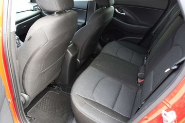 Hyundai i30 III Wagon Facelifting 1.5 T-GDI 48V 160KM 2020 Hyundai i30 Automat, Tempomat, Klimatyzacja 2stref. CarPlayAA, czujniki pa, zdjęcie 4