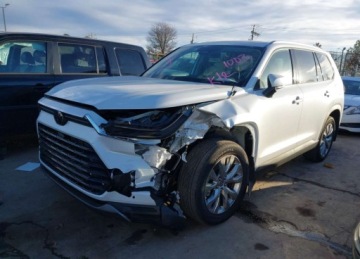 Toyota 2026 Toyota Grand Highlander Limited, od ubezpieczalni 2.5 Hybryda 186KM, zdjęcie 2