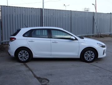 Hyundai i30 III Hatchback 1.4 MPI 100KM 2018 Hyundai i30 1.4 CVVT, Salon Polska, VAT 23%, zdjęcie 5