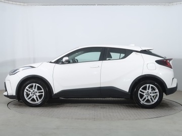 Toyota C-HR I Crossover Facelifting 1.8 Hybrid 122KM 2022 Toyota C-HR 1.8 Hybrid, Serwis ASO, Automat, zdjęcie 2