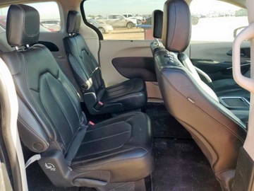 Chrysler Pacifica II 2023 Chrysler Pacifica Touring L 2023 3.6l 3.6 Benzyna 287KM, zdjęcie 11