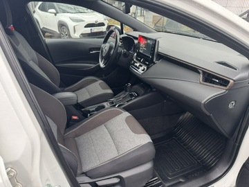 Toyota Corolla XII TS Kombi 2.0 Hybrid Dynamic Force 184KM 2021 Toyota Corolla 2.0HSD184KM TREK Full Led El. klapa, zdjęcie 10