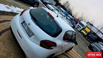 Peugeot 208 I Hatchback 5d Facelifting 1.6 BlueHDi 75KM 2016 Peugeot 208 1.6HDI 75KM Lifiting 1.6 Diesel 75KM, zdjęcie 8