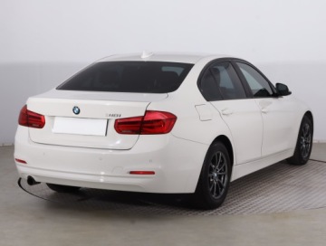 BMW Seria 3 F30-F31-F34 Limuzyna Facelifting 1.5 318i 136KM 2016 BMW 3 318 i, Salon Polska, Serwis ASO, Klima, zdjęcie 4