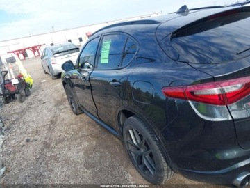 Alfa Romeo Stelvio SUV Facelifting 2.0 Turbo 280KM 2021 Alfa Romeo Stelvio Ti 2021 2.0l 2.0 Benzyna 280KM, zdjęcie 2