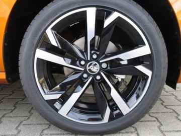 Skoda Kamiq Crossover Facelifting 1.5 TSI 150KM 2025 SKODA Kamiq Monte Carlo 1.5 TSI DSG Suv 150KM 2025, zdjęcie 9