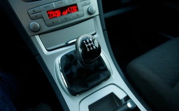 Ford S-Max I Van 2.0 i 16V 145KM 2009 Ford S-Max 2.0 Benzyna 145KM 7 Foteli Climatronic PDC Grzane fotele i szyba, zdjęcie 33