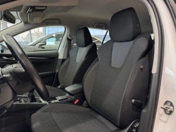 Skoda Octavia IV Kombi 2.0 TDI 150KM 2021 Skoda Octavia Ambition / Kamera cofania / CarPlay/, zdjęcie 8