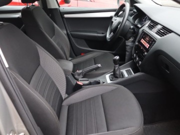 Skoda Octavia III Kombi Facelifting 1.5 TSI ACT 150KM 2019 Skoda Octavia 1.5 TSI, Salon Polska, Serwis ASO, zdjęcie 8