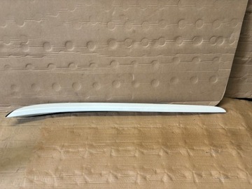 HONDA ACCORD VIII 08-12r LISTWA PRZYSZYBOWA PRAWA NH624P BIAŁA