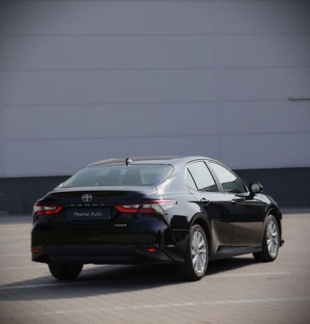 Toyota Camry IX Sedan 2.5 Hybrid Dynamic Force 218KM 2023 Toyota Camry Toyota Camry 2.5 Hybrid Comfort CVT FV23 Gwarancja Salon PL, zdjęcie 2