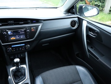 Toyota Auris II Touring Sports Valvematic 130 132KM 2014 Toyota Auris 1.6 Valvematic, Salon Polska, Skóra, zdjęcie 7