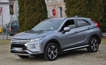 Mitsubishi Eclipse Cross SUV 1.5 T 163KM 2018 Mitsubishi Eclipse Cross Bogato Wyposazony Bezwypadkowy 1.5 Benzyna, zdjęcie 5