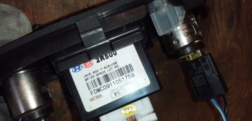 HNÍZDO AUX USB IPOD HYUNDAI I30 09-11 + SVAZEK