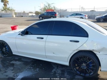 Mercedes Klasa C W205 2019 Mercedes-Benz Klasa C 2019 MERCEDES-BENZ C 300 2.0 Benzyna 255KM, zdjęcie 12