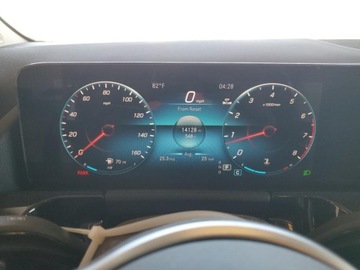 Mercedes GLA II 2023 Mercedes-Benz GLA 2023r., 4x4, 2.0L 2.0 Benzyna 221KM, zdjęcie 10