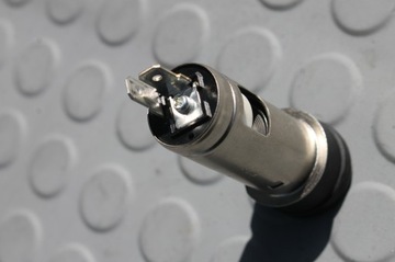 ZAPALOVAČ HNÍZDO 12V NISSAN X-TRAIL T31 07-13