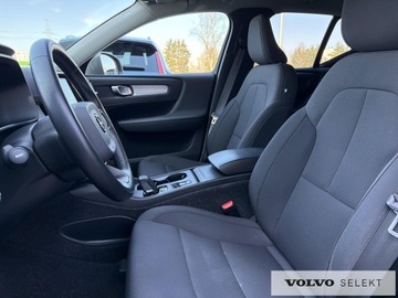 Volvo XC40 Crossover 1.5 T3 163KM 2020 Volvo XC 40 XC40 T3 Momentum Pro aut, Pakiet Park, zdjęcie 9
