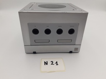 КОНСОЛЬ NINTENDO GAMECUBE DOL-001 PAL СЕРЕБРЯНАЯ