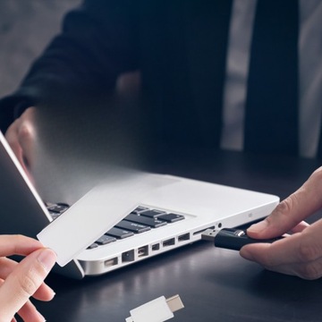 ПРОВОДНОЙ ПРЕОБРАЗОВАТЕЛЬ ДЛЯ НОУТБУКА