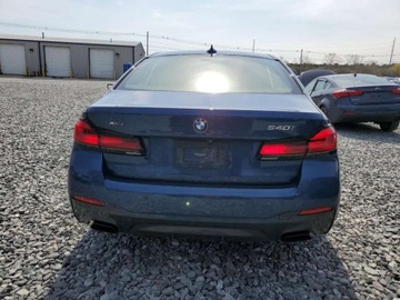 BMW Seria 5 G30-G31 2022 BMW Seria 5 540xi 2022 3.0l 3.0 Benzyna 335KM, zdjęcie 2