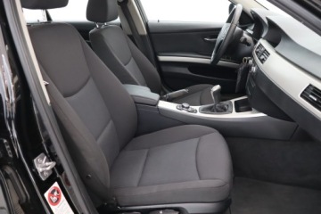 BMW Seria 3 E90-91-92-93 Touring E91 2.0 318d 143KM 2012 BMW 3 318 d, Navi, Xenon, Klima, Klimatronic, zdjęcie 8