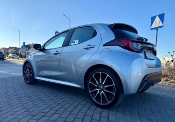 Toyota 2023 Toyota Yaris 1.5i HYBRID Full led Navi Kamera 18.000 km 1.5 Benzyna, zdjęcie 24