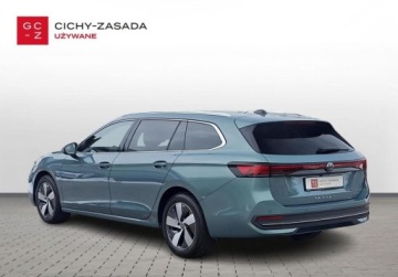 Volkswagen Passat B8 Variant Facelifting 1.5 TSI EVO 150KM 2025 Volkswagen Passat Variant 1.5eTSI 150KM DSG Business Kamera360 HAK Masaz I, zdjęcie 2