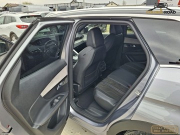 Peugeot 3008 II Crossover Facelifting  1.2 PureTech 130KM 2022 Peugeot 3008 3008 1,2 130 KM GT line alcantara alu pdc kamera led oplacony, zdjęcie 10